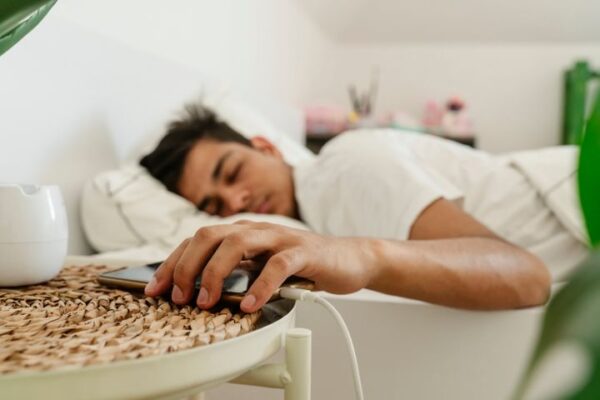 Researchers found that insomnia sleepers were more likely to have conditions such as heart disease and depression.