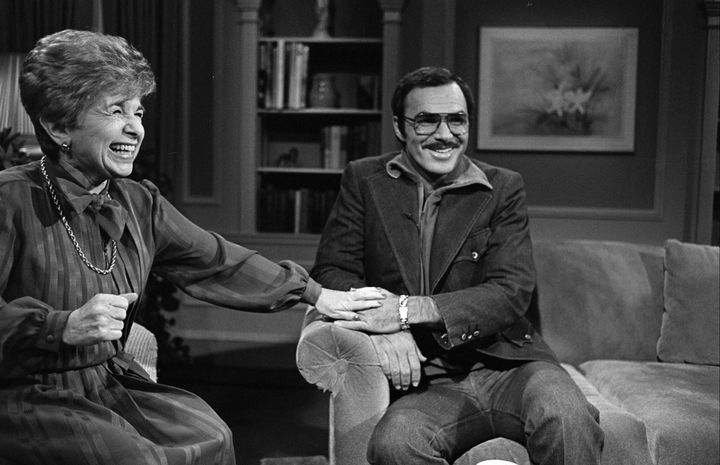 Westheimer with actor Burt Reynolds on the set of "Good Sex! With Dr. Ruth Westheimer" in December 1984.