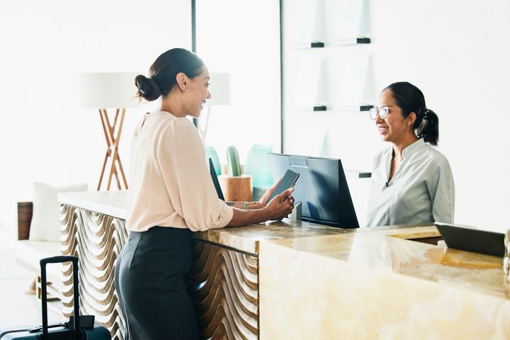 7 Perks You Probably Didn’t Know Hotel Staff Can Give You