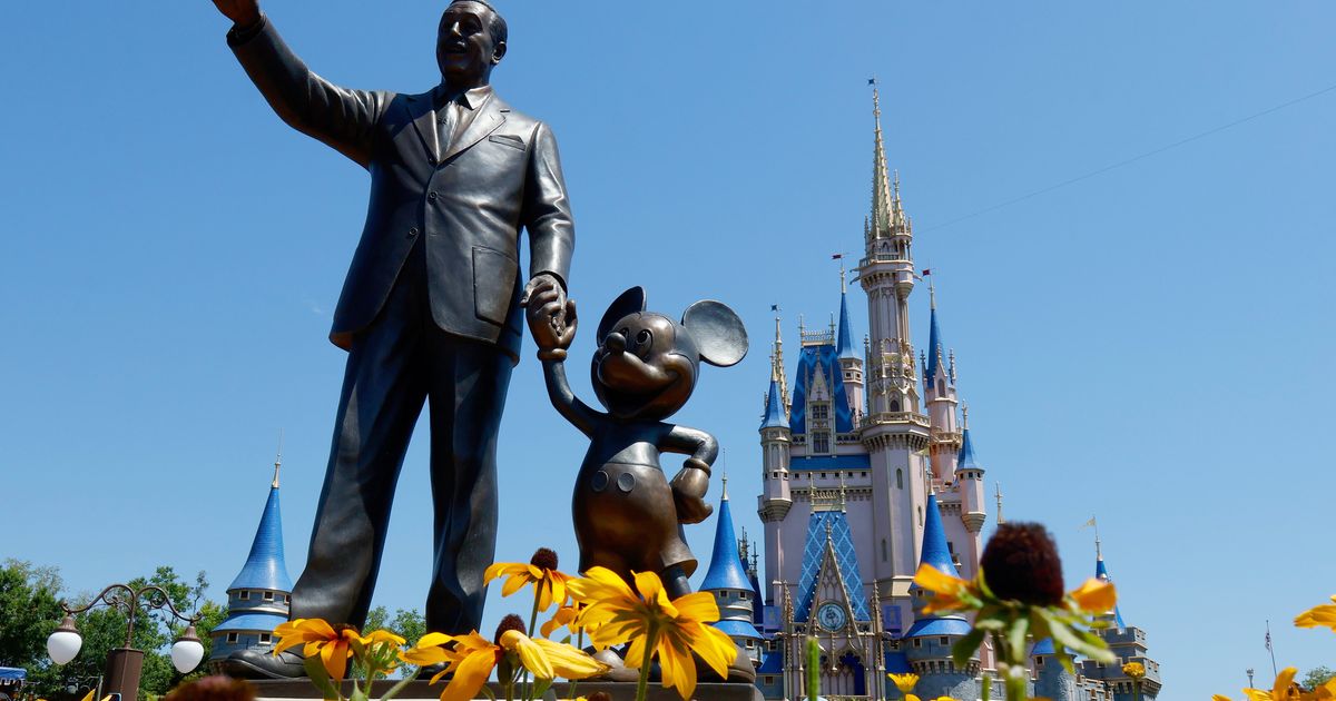 A Disney World Expert Reveals The Mistakes Too Many Visitors Make — And How To Avoid Them